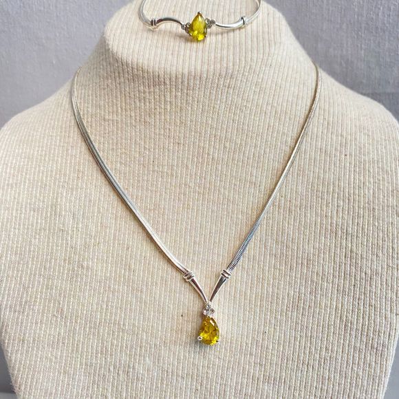 Demi Parure Necklace Bracelet Yellow Teardrop & Rhinestones On Silver Tone Chain - Picture 2 of 15